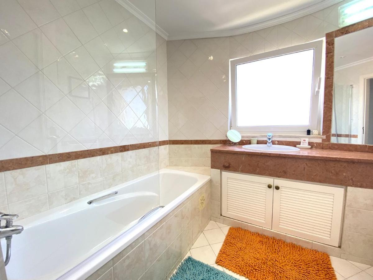 Vilamoura Central 6 With Pool By Homing Bagian luar foto